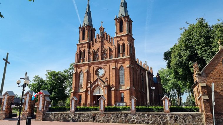 Kościół w Łosicach - fot. Facebook @Parafia-pw-św-Zygmunta-w-Łosicach