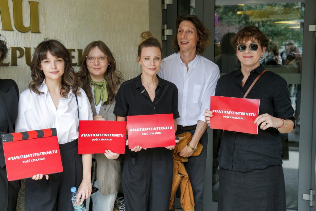 Magdalena Boczarska, Eryk Kulm Jr., Maria Dębska - fot. Wojtalewicz Jarosław/AKPA