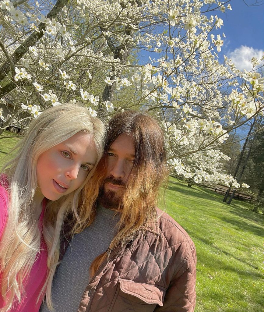 Billy Ray Cyrus, Firerose - fot. Instagram @billyraycyrus